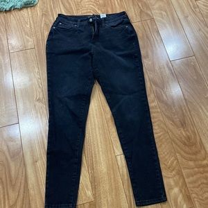 Size 6 time and tru jeans